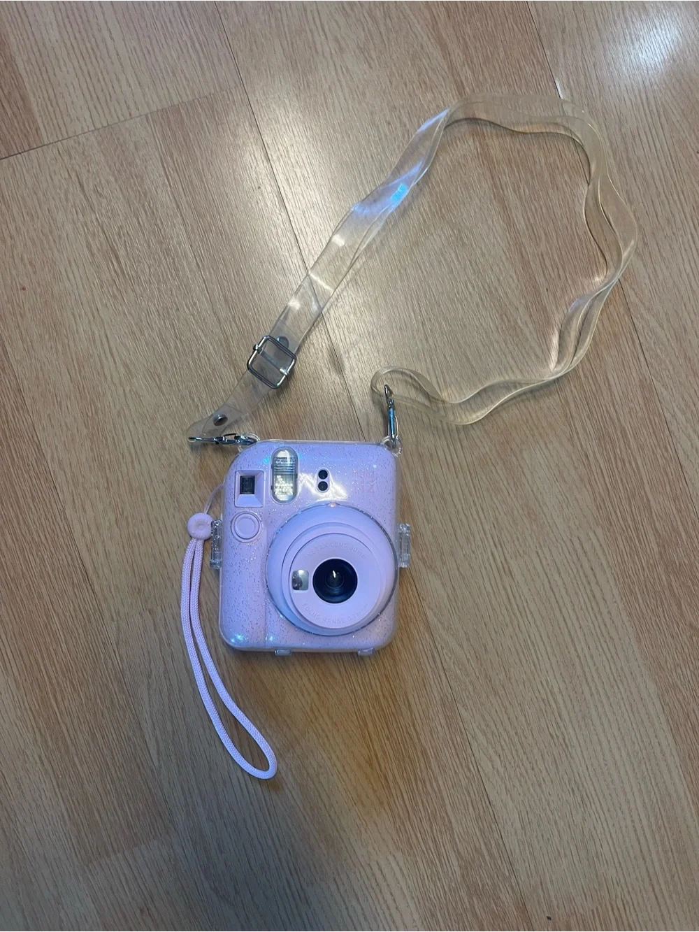 Fujifilm Instax Mini 11 used once comes with clear sparkly case